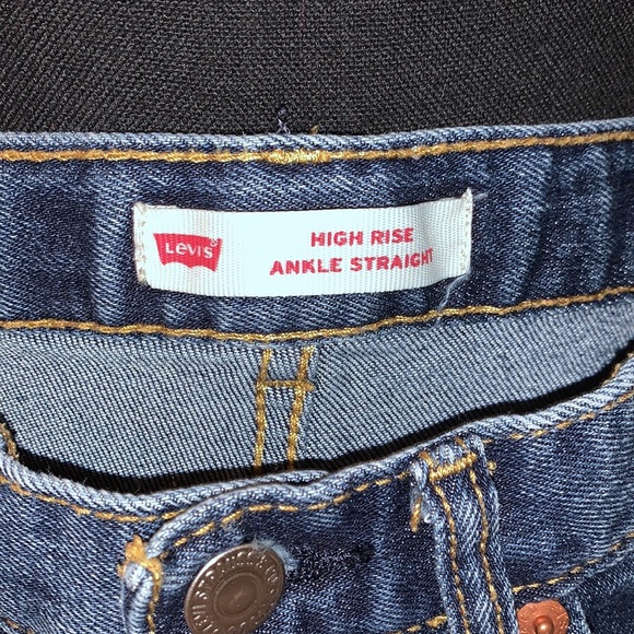 Kids high rise levi’s - Picture 2 of 3